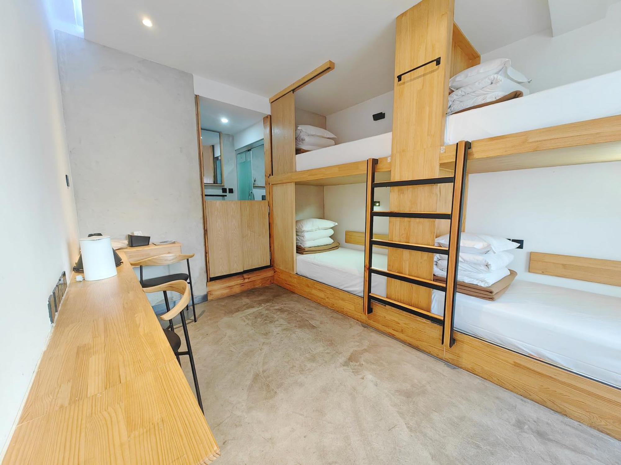 Dali Loft Travelling With Hostel Εξωτερικό φωτογραφία