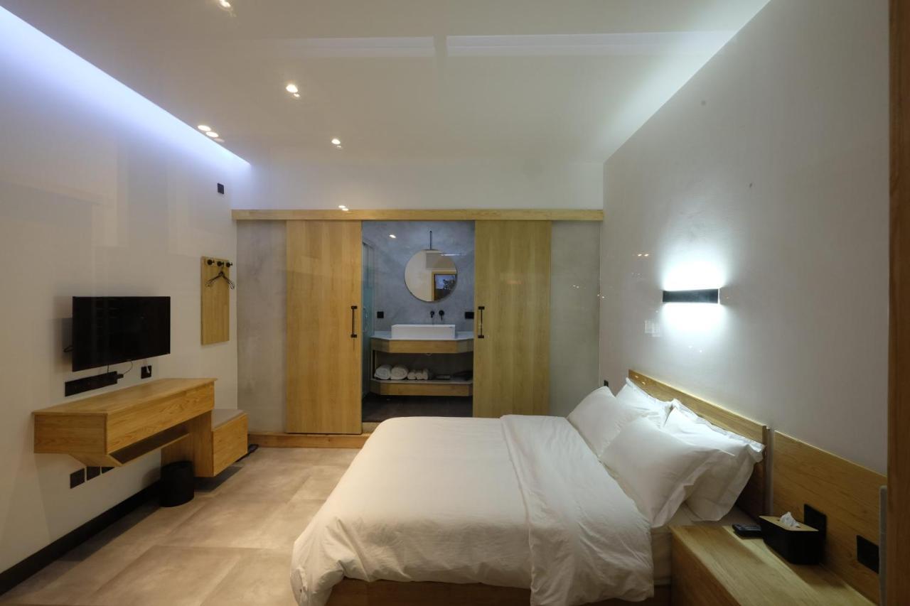 Dali Loft Travelling With Hostel Εξωτερικό φωτογραφία
